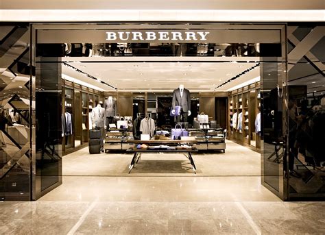 burberry stores in nj.